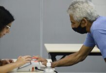 Voto nas eleições vai valer como prova de vida do INSS Aposentado ou pensionista que votar não precisará fazer Prova de Vida