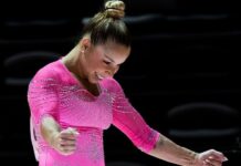 Flávia Saraiva é ouro nas barras assimétricas na Hungria Flávia Saraiva é ouro nas assimétricas da Copa do Mundo de ginástica