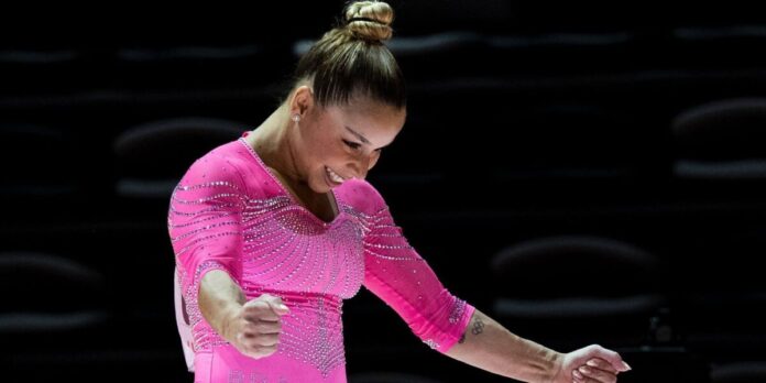 Flávia Saraiva é ouro nas assimétricas da Copa do Mundo de ginástica Flávia Saraiva é ouro nas assimétricas da Copa do Mundo de ginástica